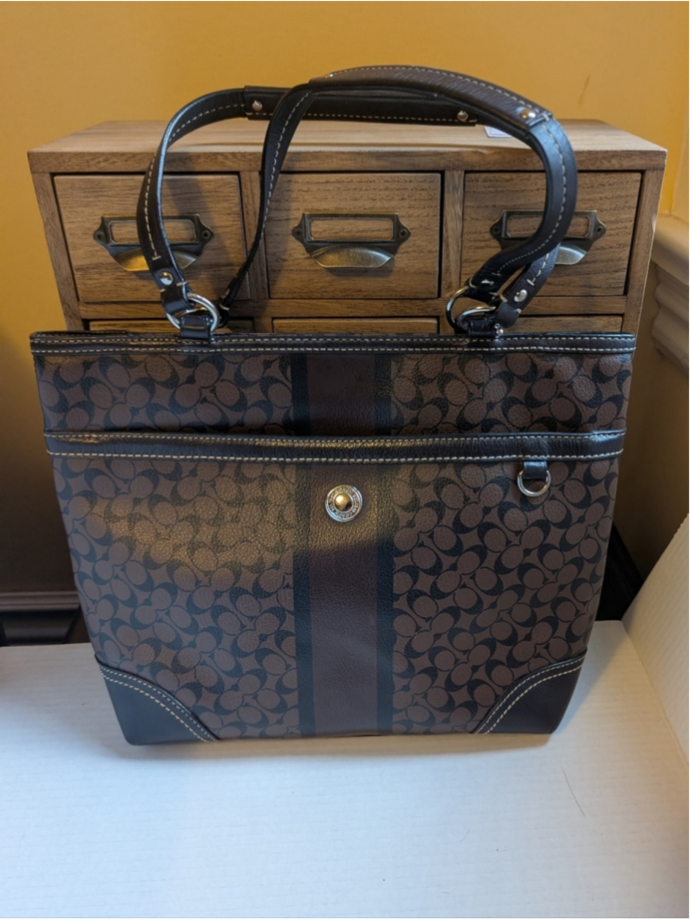 Coach Heritage Signature C Chelsea Stripe Leather Shoulder Tote Bag In VGUC